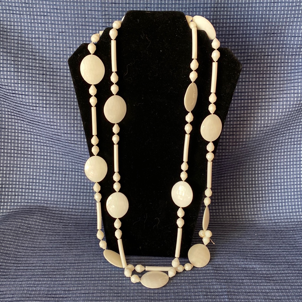 Vintage White Bead Knotted Necklace